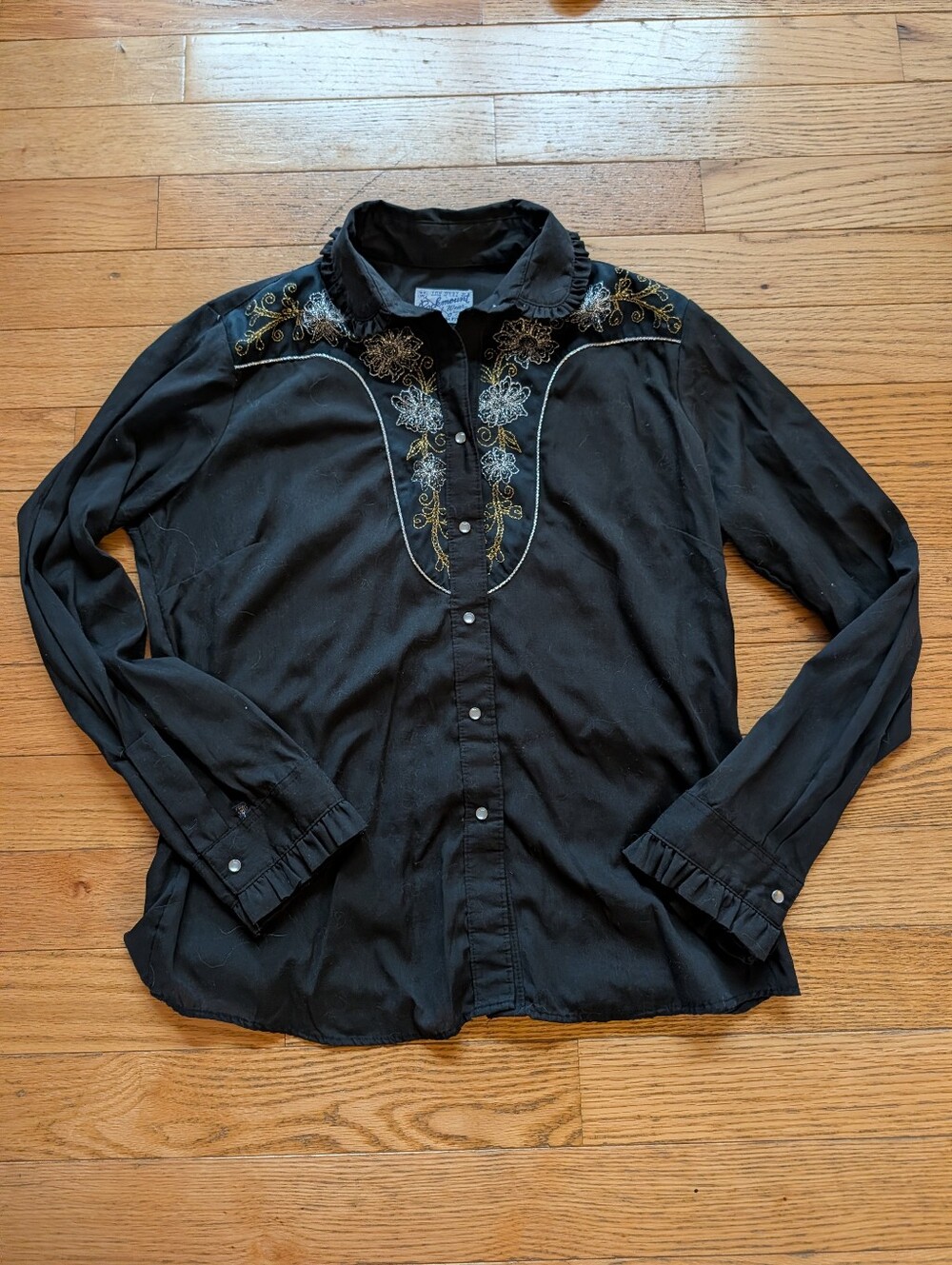 Vintage '90S Rockmount Ranch Wear Black Gold Silver Ruffle Western Pearl Snap